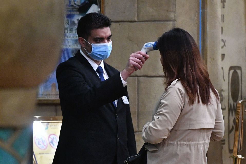 ¿Qué hacer en caso de sospecha de contagio de coronavirus? (AFP).