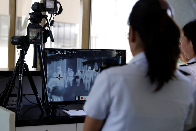 Las autoridades chinas han mantenido un monitoreo constante en zonas aglomeradas del país. (AP)