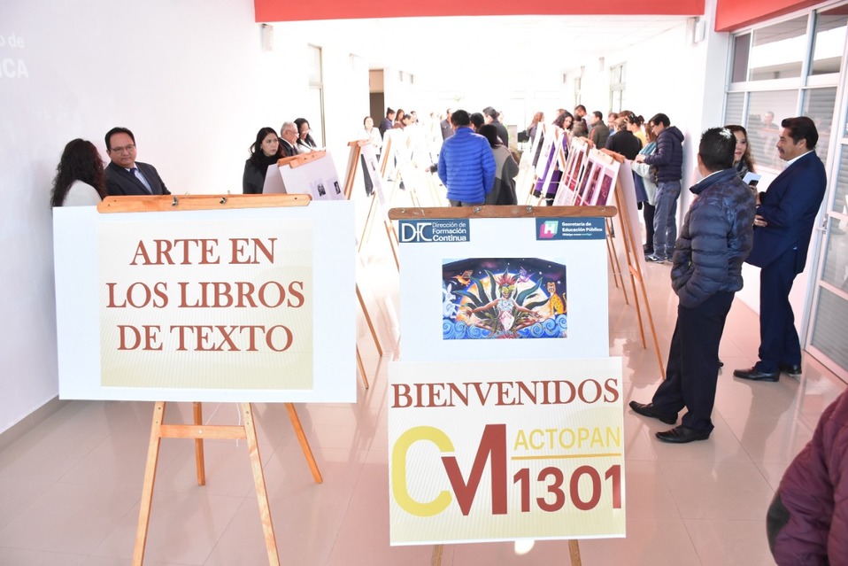 Exposición fotográfica "El arte en los libros de texto de Educación Básica”