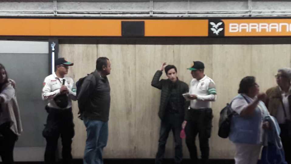 Un hombre fue detenido por acosar sexualmente a otro sujeto en el Metro | Especial