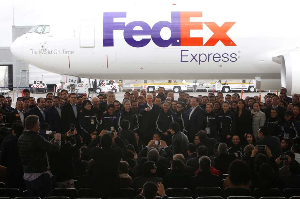 Inauguración de ampliación del recinto de FedEx en aeropuerto de Toluca. (Ariana Pérez)