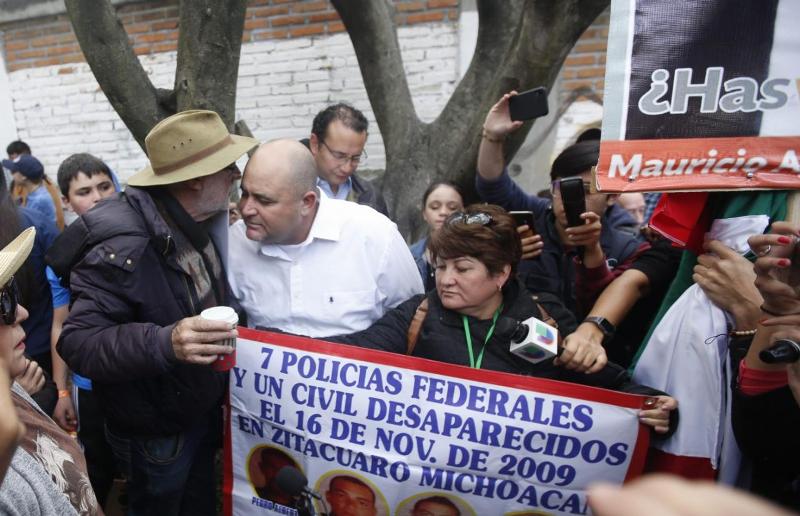 Integrantes dela familia LeBaron y Miller se encuentran en el contingente. (Araceli López)