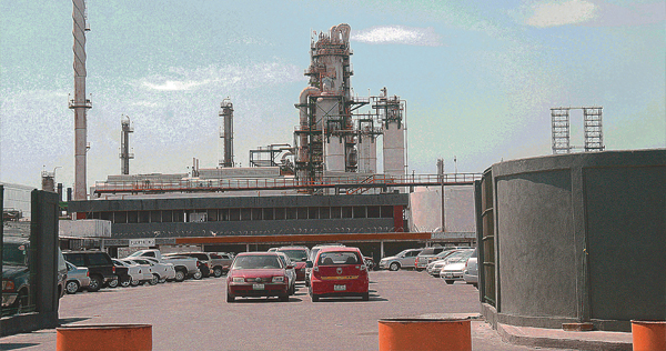 Constructores solo lograron 2 contratos en Pemex (Foto/Luis Tapia)
