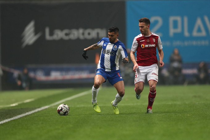 Jesús Corona durante la Final de la Copa de la Liga de Portugal (Twitter)
