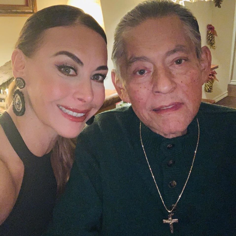 Vanessa Guzmán informó la muerte de su padre (Instagram).