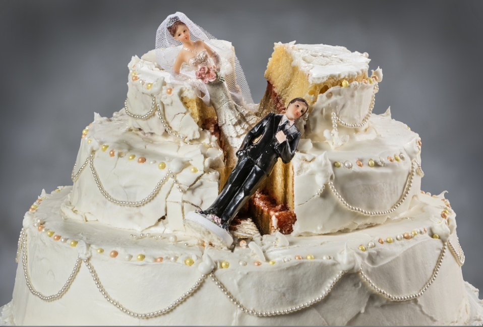La pareja tuvo que celebrar dos veces la boda. (Shutterstock)