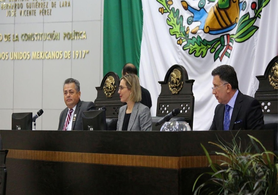 Aprueban por unanimidad a comisionados del Itait. (Especial)