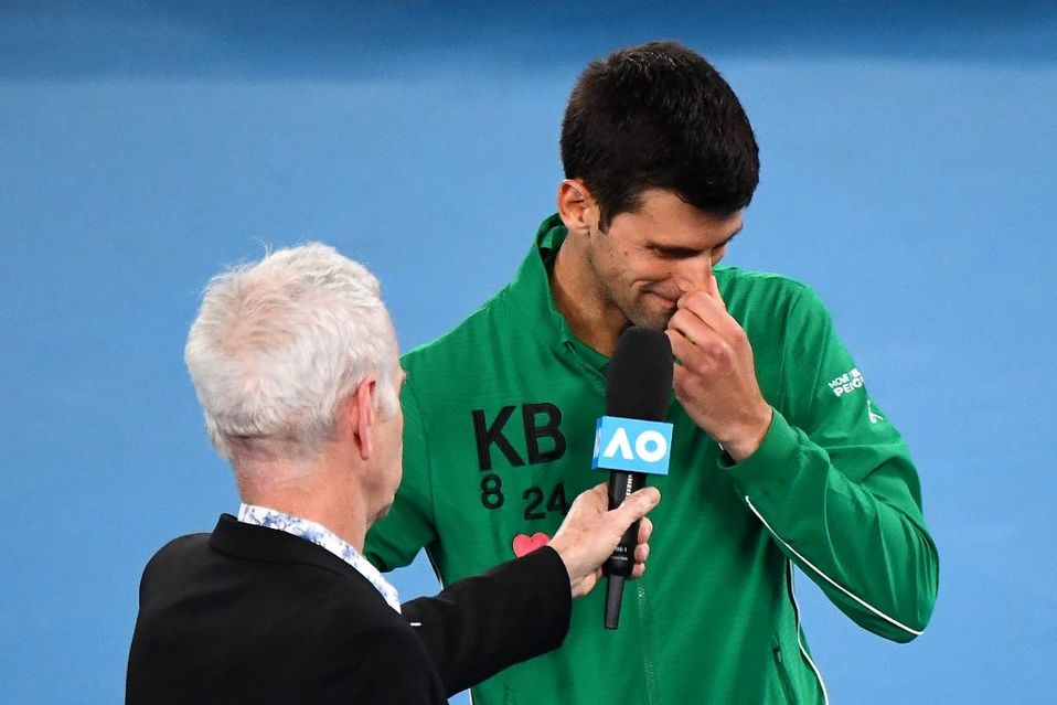 Novak Djokovic llora al recordar a Kobe Bryant (AFP)