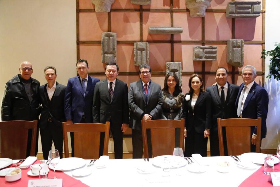 Se reúnen senadores con titular de la Auditoría Superior de la Federación. (Especial)