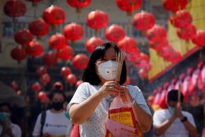 En Tailandia aumenta de 8 a 14 los casos de coronavirus de Wuhan. (EFE)