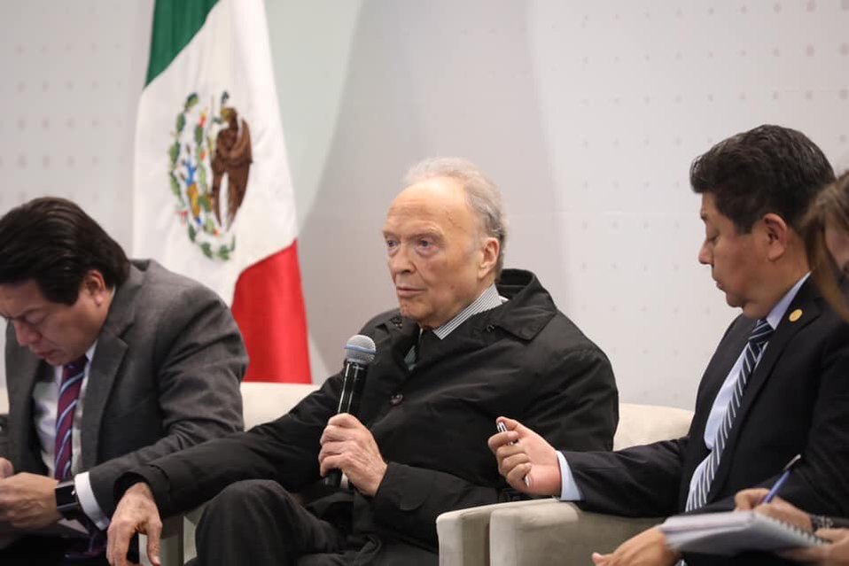 Alejandro Gertz Manerom fiscal General de la República (@ClaudiaYanezD01)