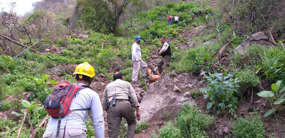 El cadáver del infortunado fue rescatado la tarde del miércoles por elementos de Protección Civil del municipio de Guadalajara. (Cortesía)