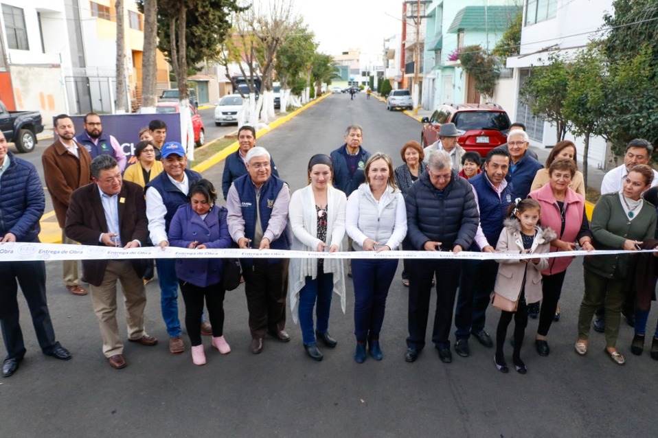 La presidenta municipal hizo entrega de la obra. (Cortesía)