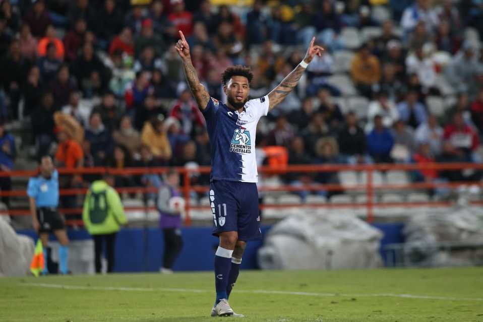 Con triplete de Kazim Richards, Pachuca vence a Venados en Copa MX (Jorge Sánchez)
