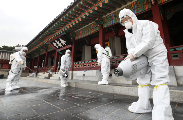 China tomó medidas extraordinarias para detener la propagación del virus, incluida la cuarentena.  Reuters