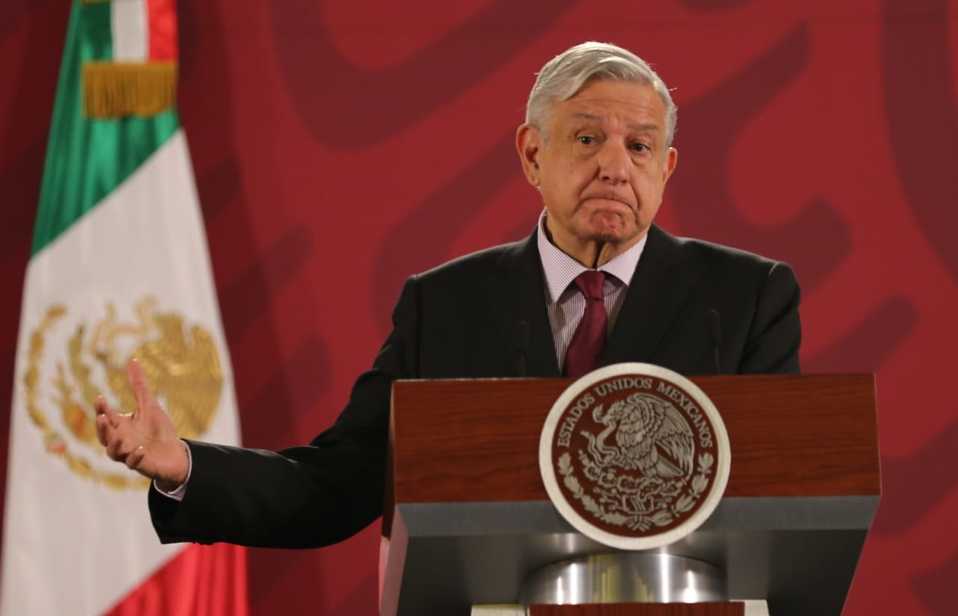 López Obrador busca eliminar los inspectores en los negocios. (Javier Ríos)