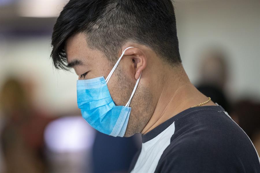Singapur ya evacuó a 92 personas de Wuhan. (EFE)
