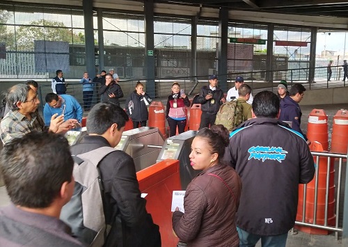 También se realizó una marcha. (Especial)