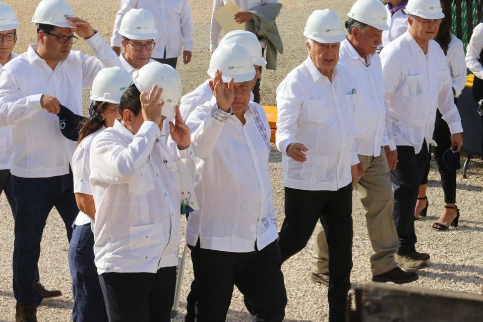 El presidente López Obrador en Mérida. (Jorge Carballo)