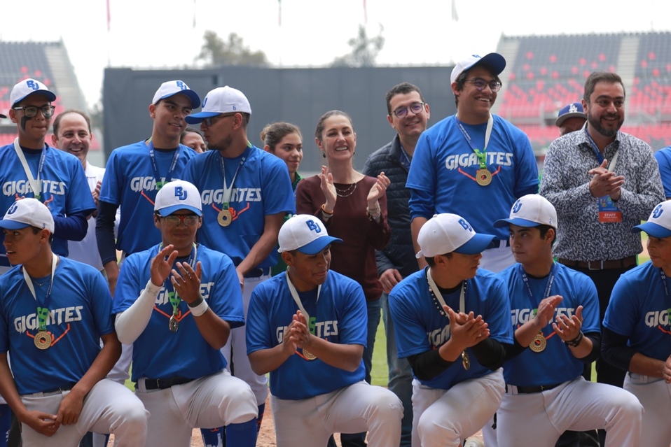 Claudia Sheinbaum en el Estadio de los Diablos Rojos (Iván López)
