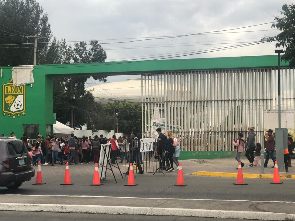 Estacionamientos cupo completo