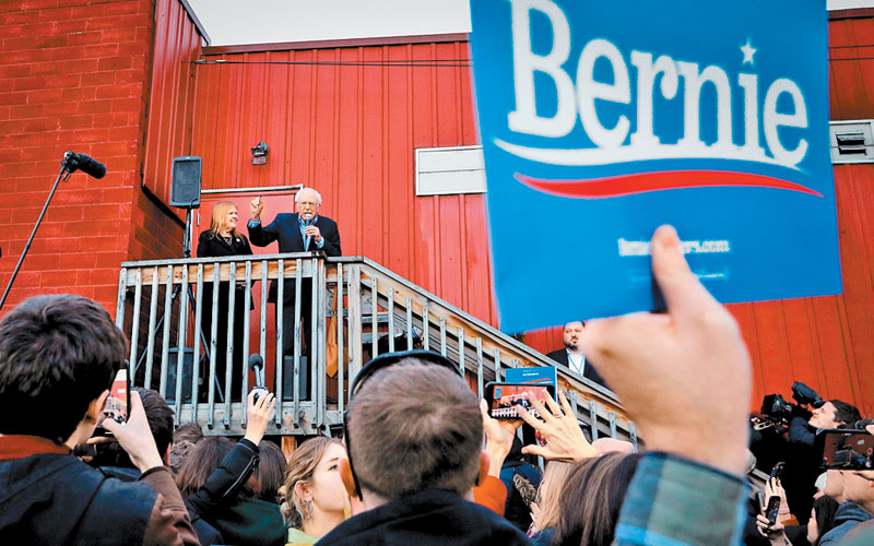 Los latinos del estado se ven atraídos por las propuestas de Bernie Sanders. (Reuters)
