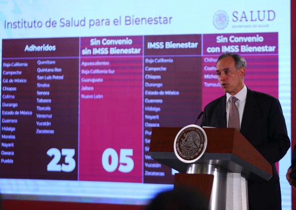 El s​ubsecretario de Prevención y Promoción de la Salud durante la conferecnia. (Héctor Tellez)