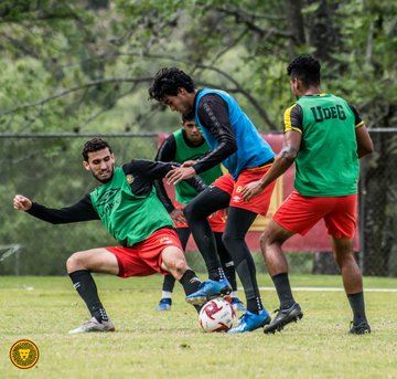 El próximo sábado Leones Negros visitarán a los Cafetaleros de Chiapas. (Cortesía)