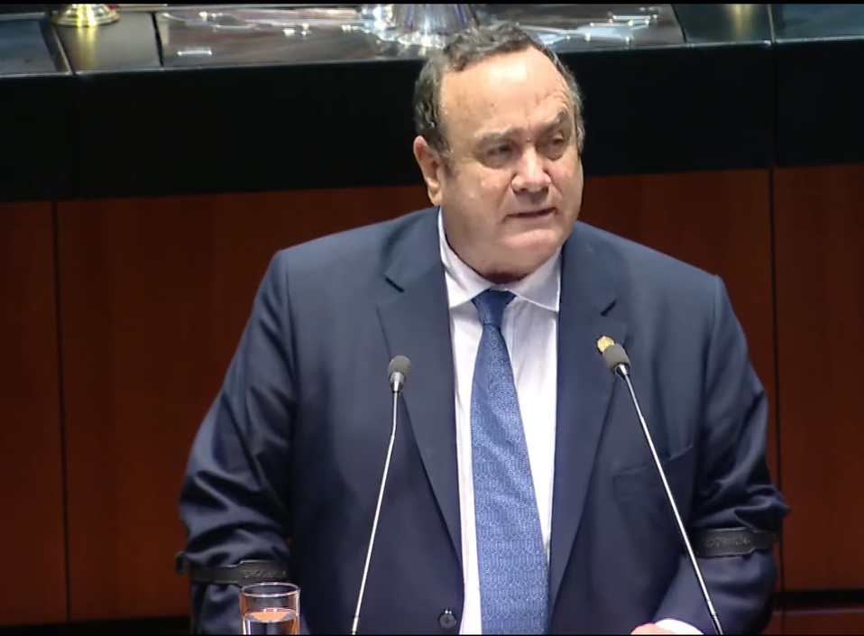 Alejandro Giammattei, presidente de Guatemala,  pidió a México construir muros de prosperidad (Especial)