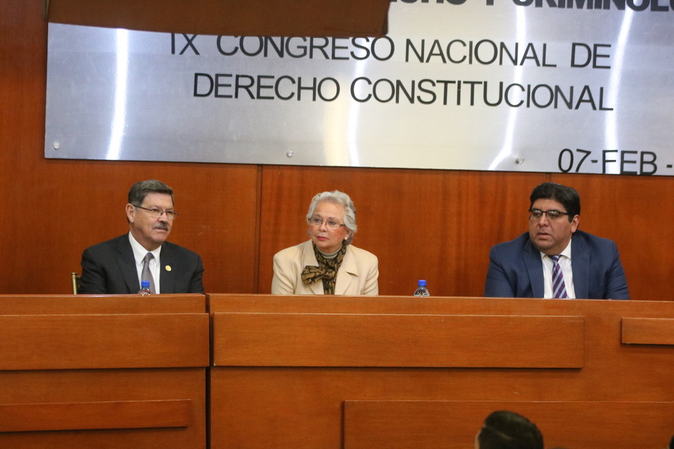 La secretaria dio conferencia magistral en la Facultad de Derecho de la UANL. (Leonel Rocha)