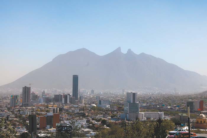 Los fuertes vientos del jueves también incidieron en la contaminación. Leonel Rocha