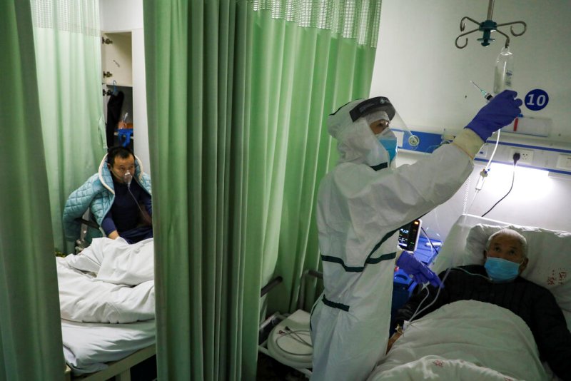 La epidemia también ha contagiado a más de 37 mil personas. (AP)