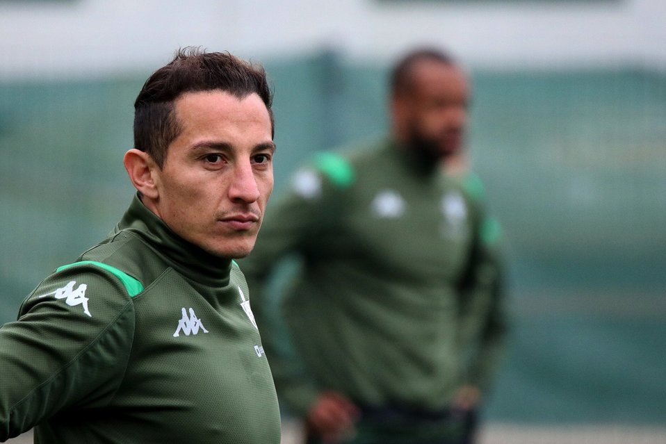 Andrés Guardado (Twitter: @AGuardado18)