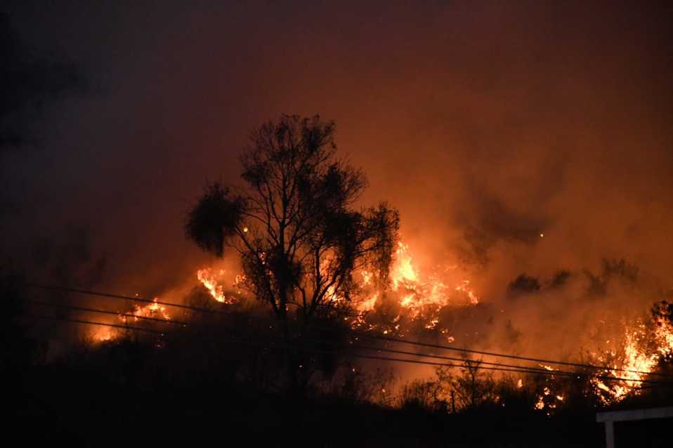 Incendio en pastizal de Álvaro Obregón. (Jorge Becerril)