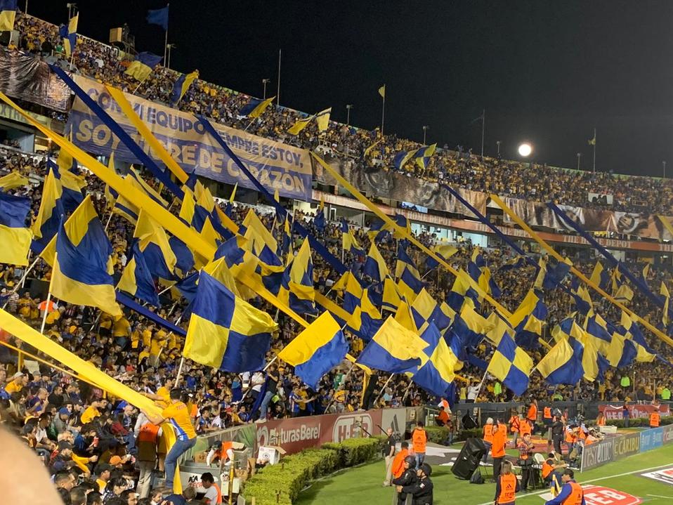 'Libres y lokos', barra de Tigres (Twitter @LIBRESYLOKOS)