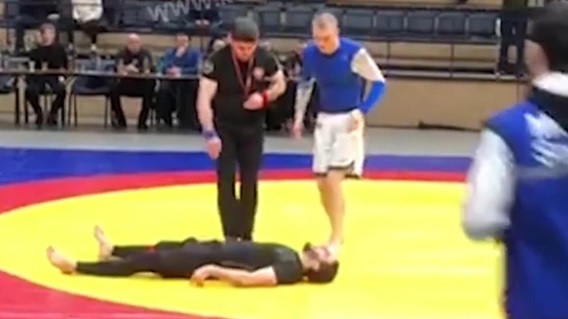 Atleta ruso sufre fractura de cuello (Especial)