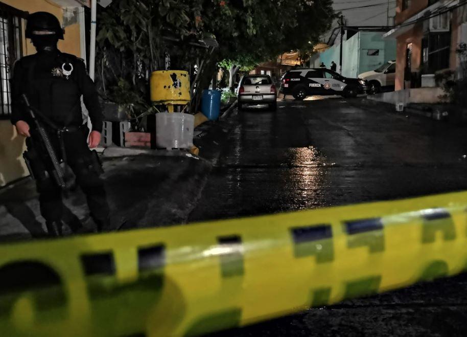 El homicidio ocurrió en una vivienda de la calle 10 de Marzo de la colonia Sierra Ventana, en Monterrey.