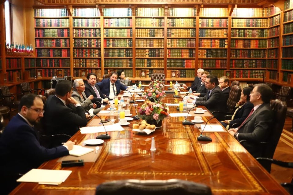Titular de Segob, Olga Sánchez Cordero, se reúne con diputados. (@Ricar_peralta)
