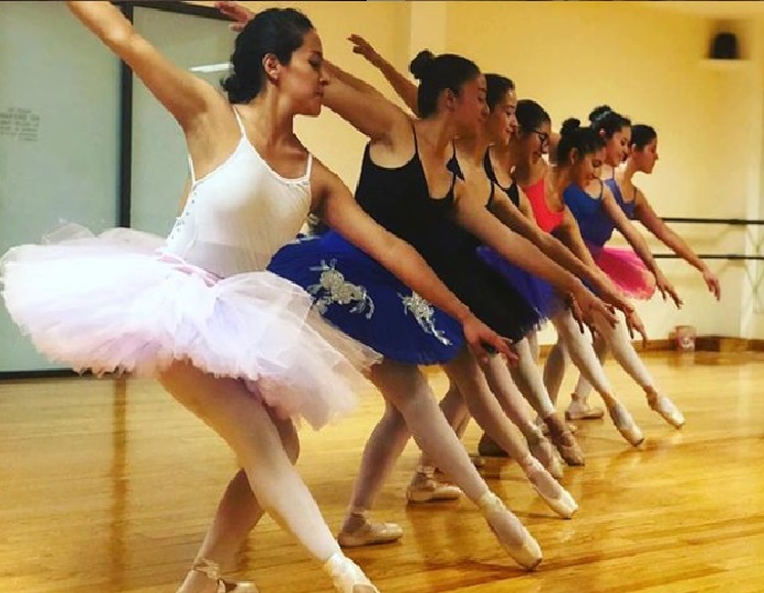 Bailarina mexicana logra clasificar en prestigiosa competencia de ballet en Londres. (Instagram)