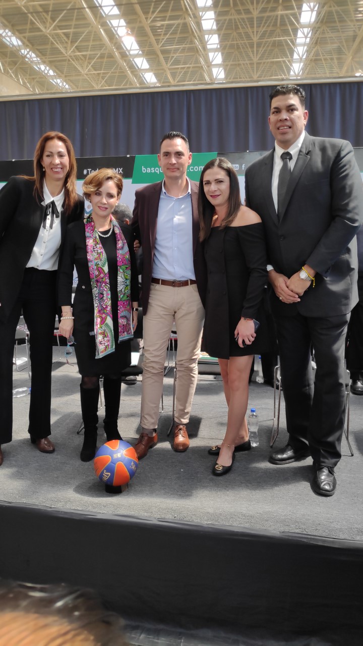 Presentación de Sergio Molina como coach de la selección de basquetbol (Rodrigo Rocha)