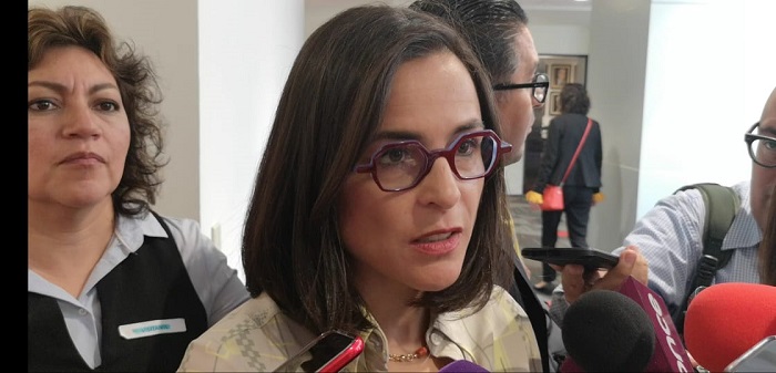 Alejandra Palacios, titular de Cofece, participó en la presentación del Examen inter-pares de la OCDE sobre el derecho y política de competencia de Mé