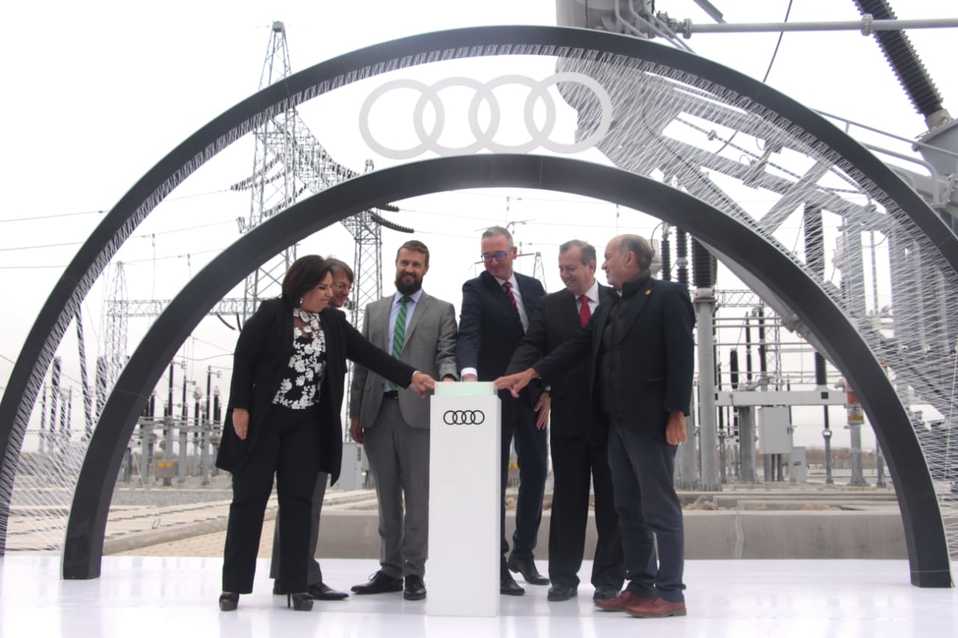 Audi México recibió el certificado ISO-50001:2018 en materia de eficiencia energética e inauguró la estación eléctrica alimentada de energía solar. (M