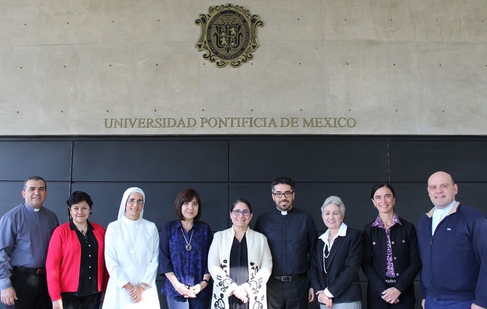 Sesión  del Consejo Latinoamericano del Centro de Investigación y Formación Interdisciplinar para la Protección del Menor.