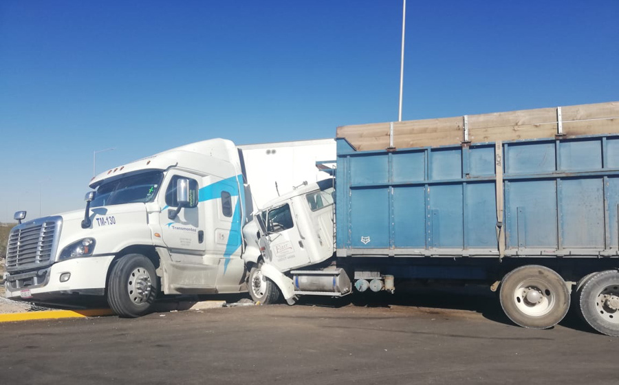 En Torreón, choque entre tráilers deja un herido- Grupo Milenio