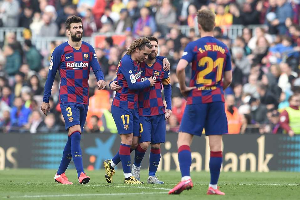 La gran asistencia de Messi para el gol de Griezmann en triunfo del Barcelona (AFP)