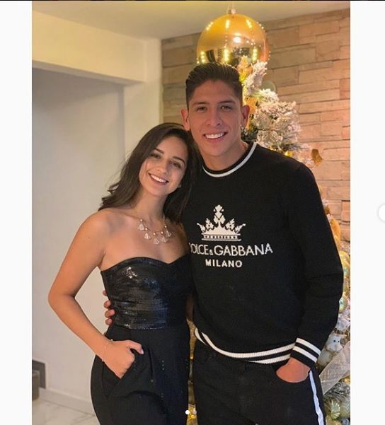 Edson Álvarez junto a su esposa (Instagram @edsonnalvarez)