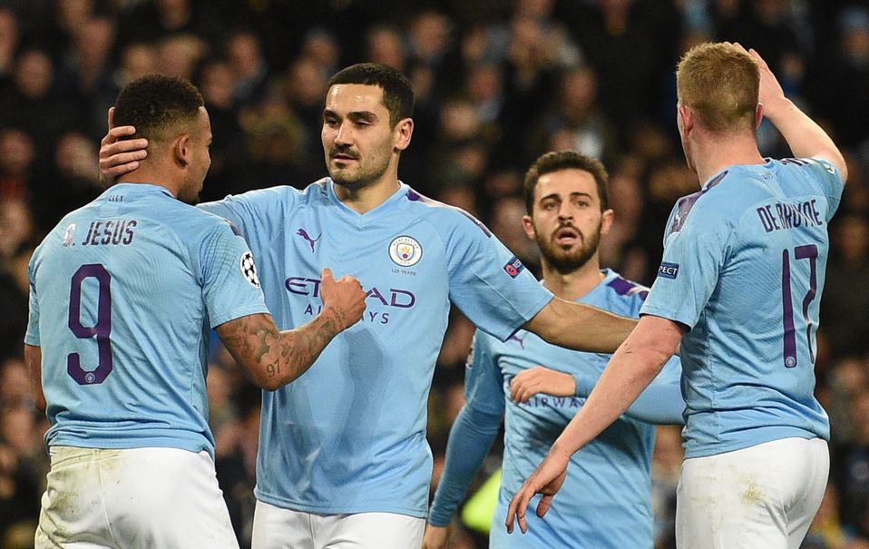 Manchester City puede perder a sus estrellas (AFP)