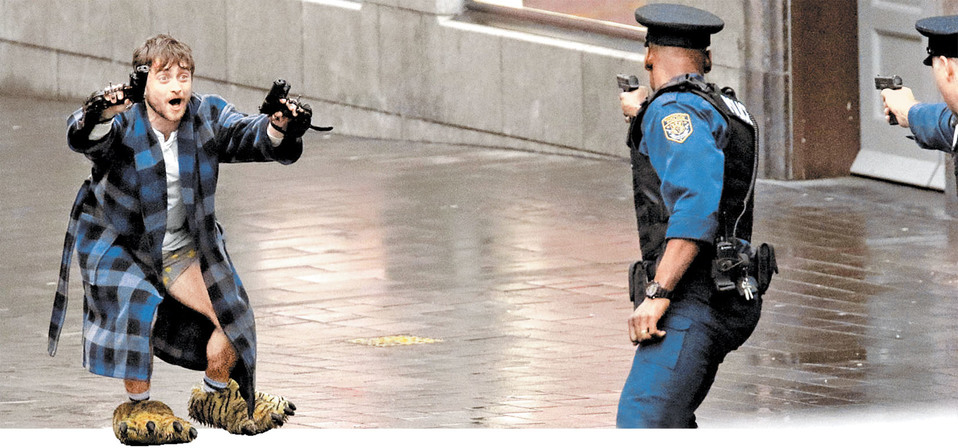 El protagonista proyecta su fuerza como actor en "Guns Akimbo". (Especial)