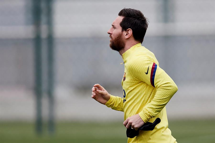 El Barcelona negó rotundamente haber contratado una empresa para atacar a Lionel Messi y otros jugadores a través de las redes sociales.