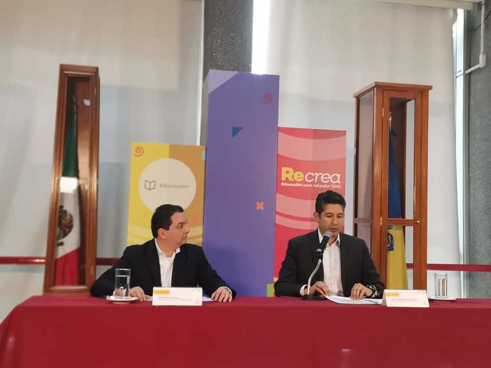 Conferencia de Prensa. (Diana Barajas)